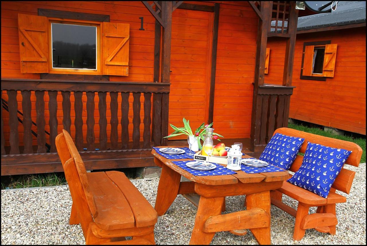 Przystan Ciszy Villa ยานตาร์ ภายนอก รูปภาพ
